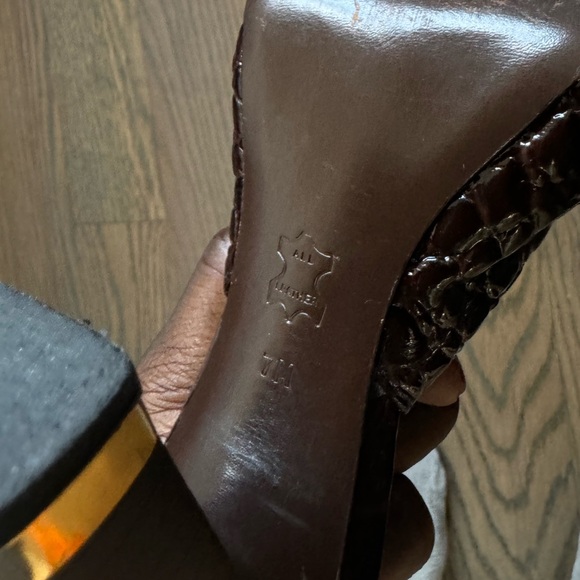 Tory Burch leather crocodile sling back heels / pumps - Picture 4 of 4